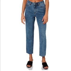 NWT Zulu and Zephyr Zed Mid Rise Straight Leg Jean